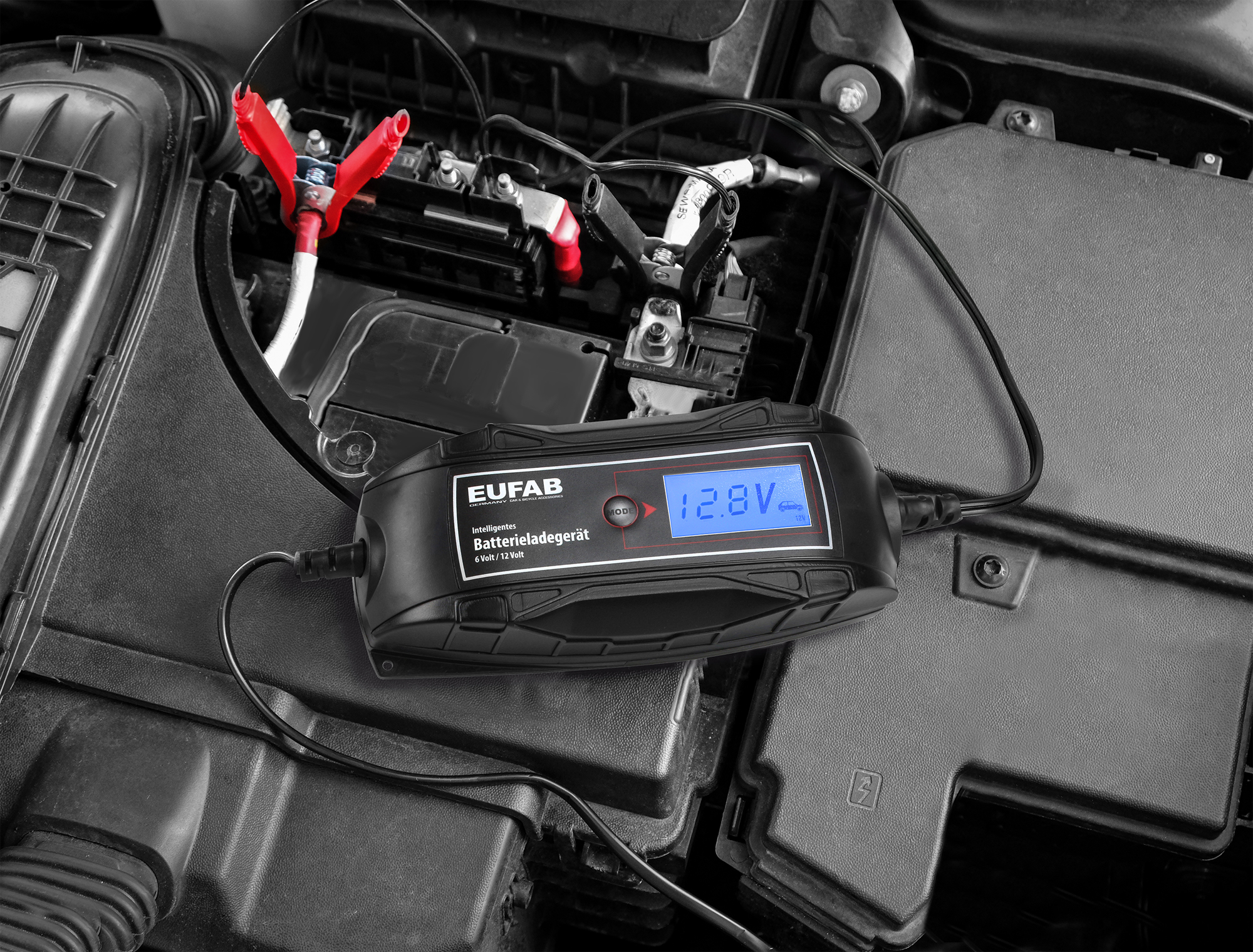 Eufab Intelligentes Batterieladegerät 6/12 V - Batterie-Ladegeräte